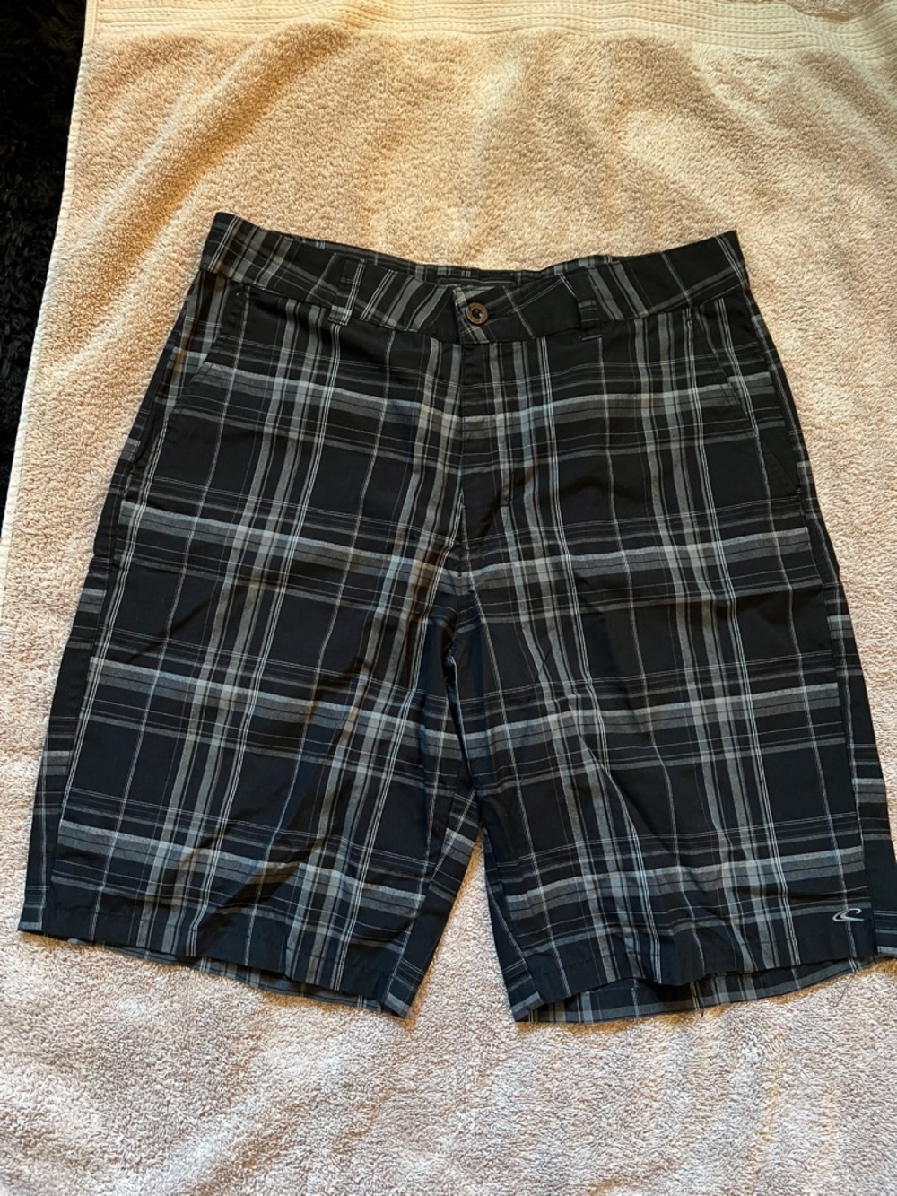 Men's Vintage Baggy/loose Black & Gray O’Neill Plaid Board Shorts